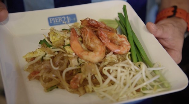 ผัดไทยกุ้งสด ร้าน Padthai – Hoytod St.Louis 